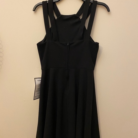 Black fit & flare cocktail dress w/ strappy top - NWT from Macy's - Picture 4 of 7